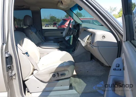 2002 GMC Sierra Denali from USA, damaged, VIN 2GTFK69U221385453